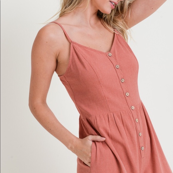 Armoraβs | Pinstripe Criss Cross Back Jumpsuit πΌ - Picture 5 of 7